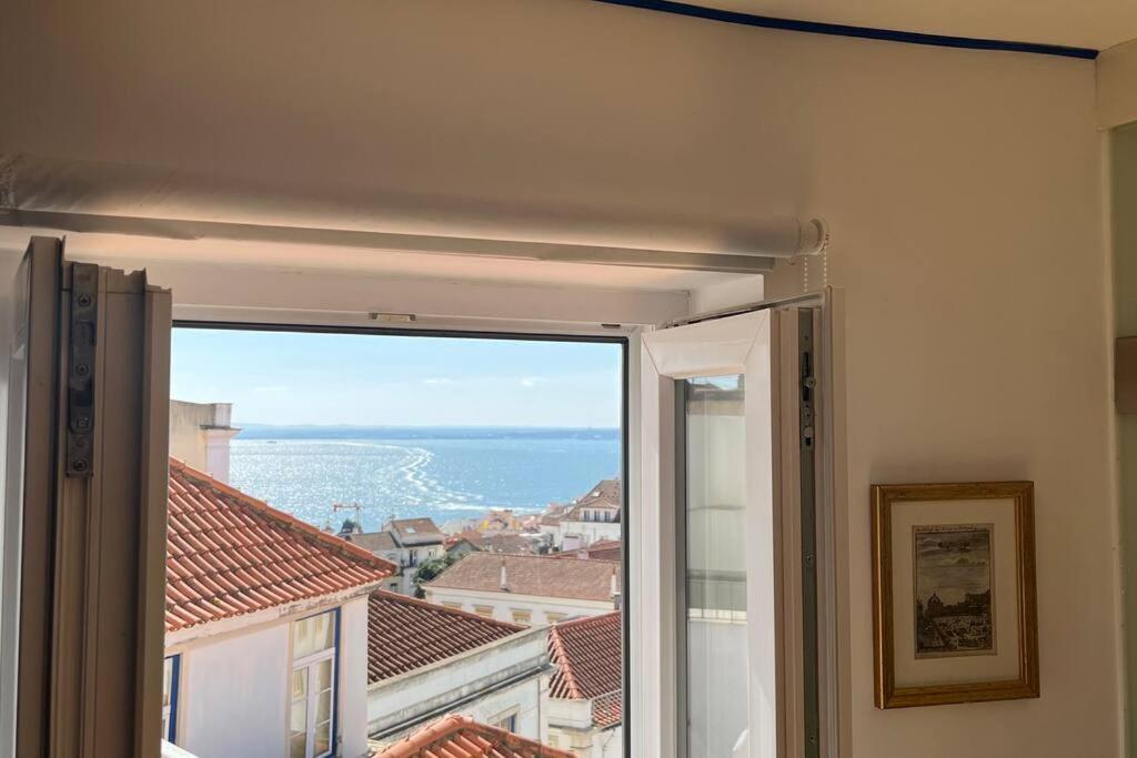 Appartement Sao Vicente IV - Eco-Flat With French Balcony & View à Lisboa Extérieur photo