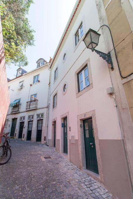 Appartement Sao Vicente IV - Eco-Flat With French Balcony & View à Lisboa Extérieur photo